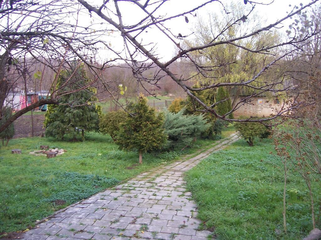Penzion Na Rozcesti Bulhary Exterior photo